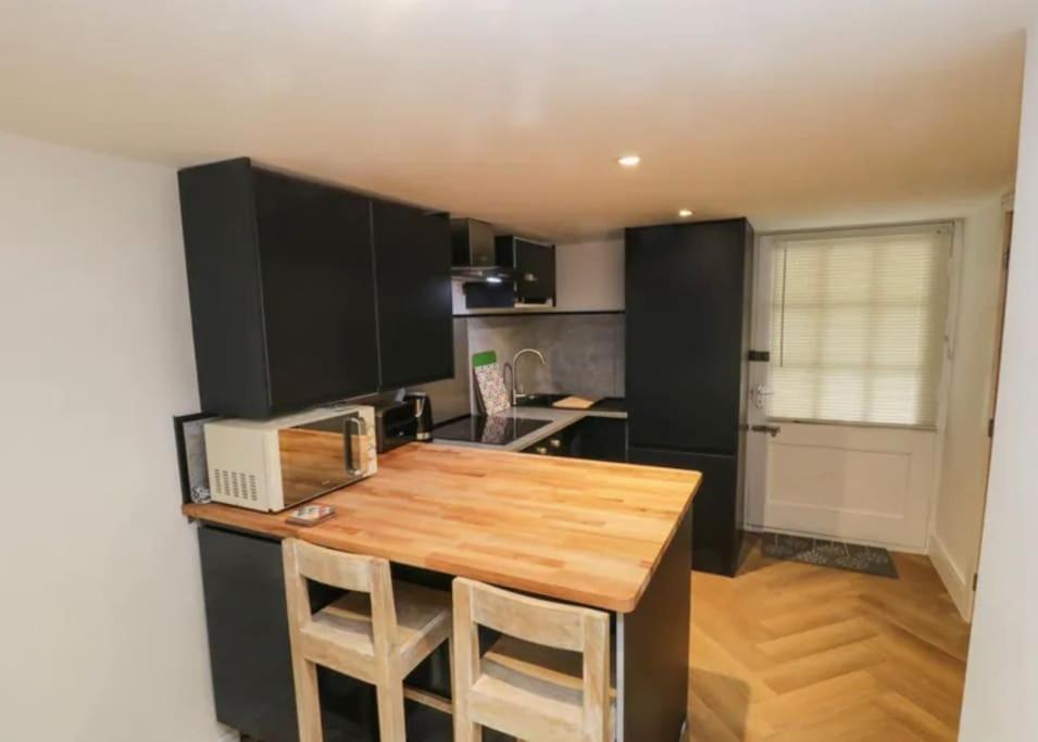 Apartment @ Southcliff *